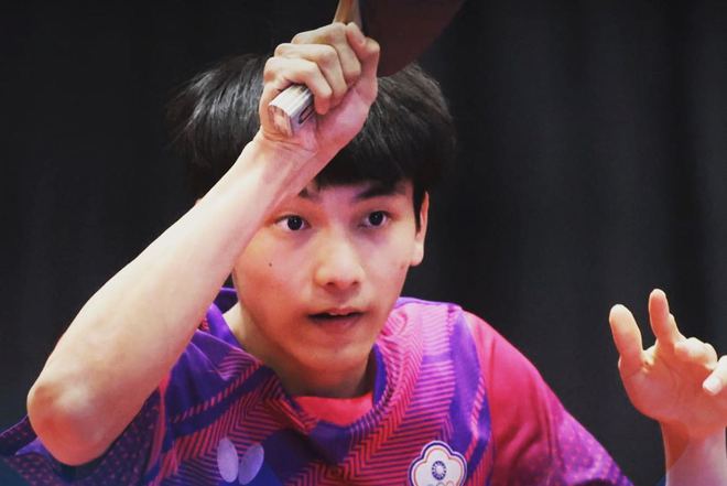 中国天才少年状态低迷决胜局4比11惨败j9九游会入口2比3爆冷一轮游！21岁