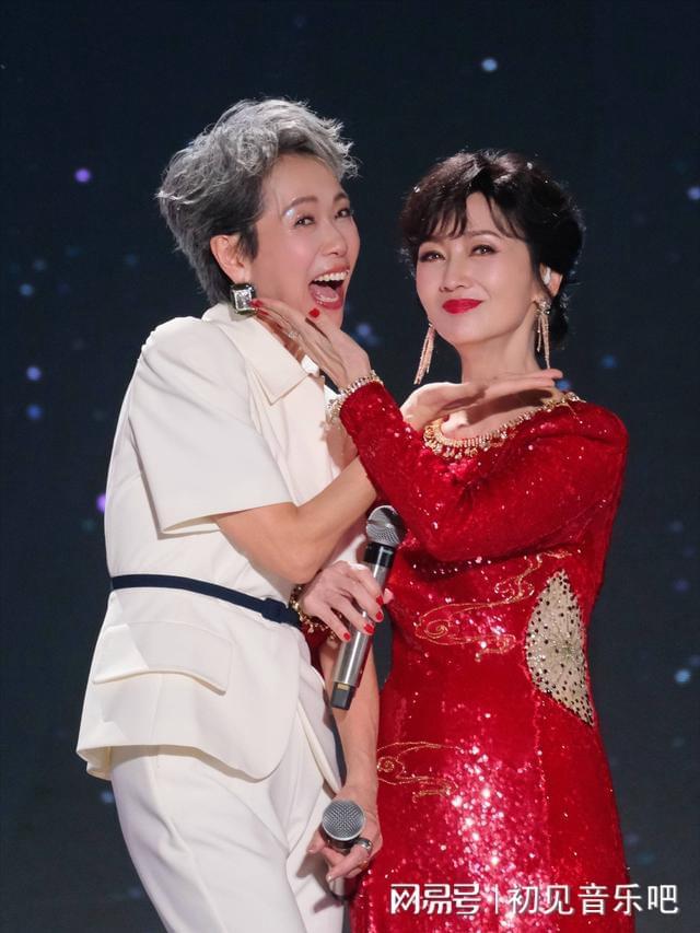 子许仙30年后撒糖竟藏惊天秘密九游会网址是多少神仙售后！白娘(图4)