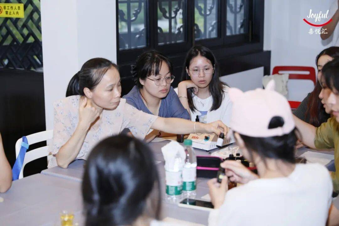 不重样！上午学咏春下午做香囊香牌九游会【报名】国庆中秋假期玩法(图8)